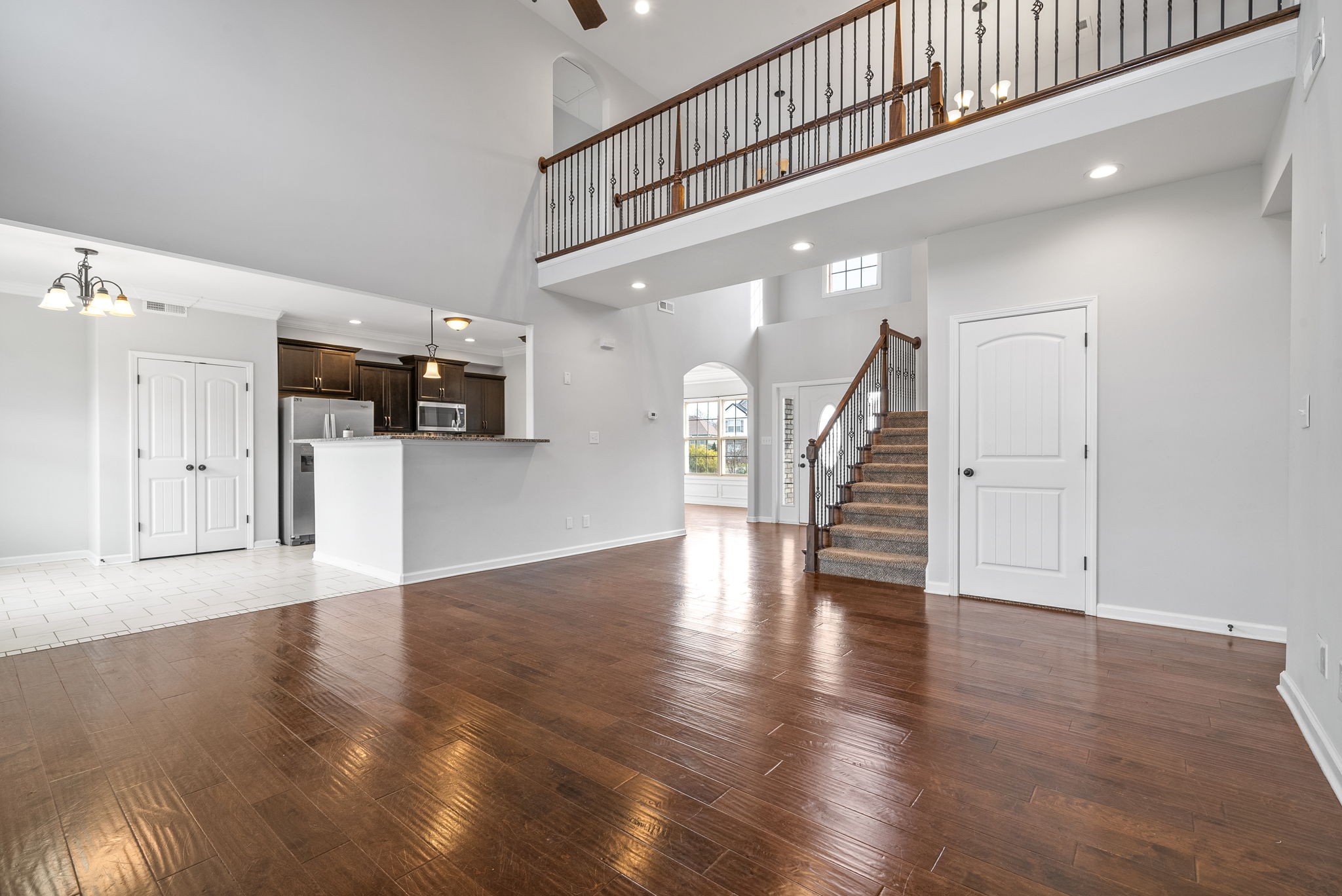 Clarksville, Tennessee 37040, United States, 4 Bedrooms Bedrooms, ,3 BathroomsBathrooms,Residential,Active,90745