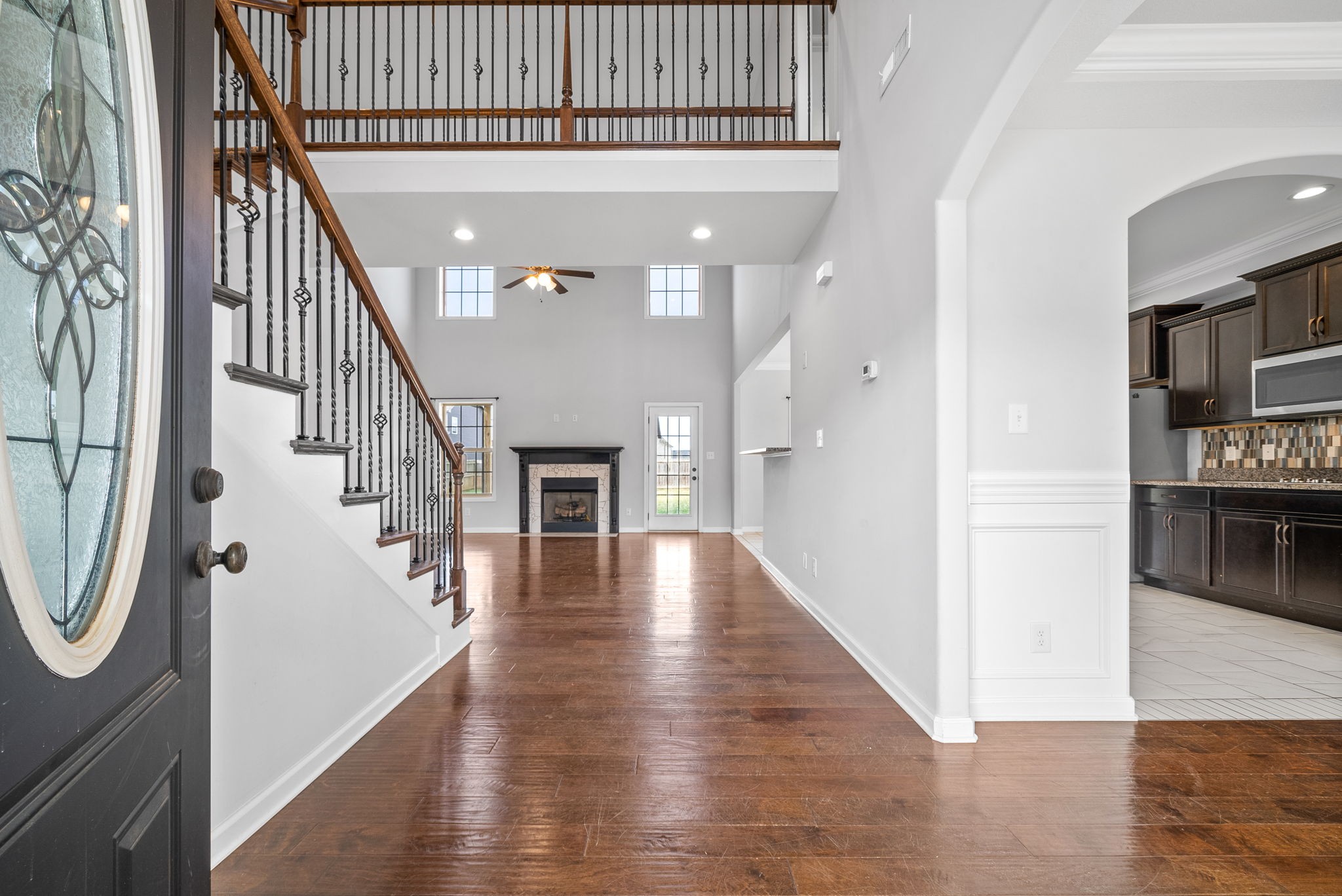 Clarksville, Tennessee 37040, United States, 4 Bedrooms Bedrooms, ,3 BathroomsBathrooms,Residential,Active,90745