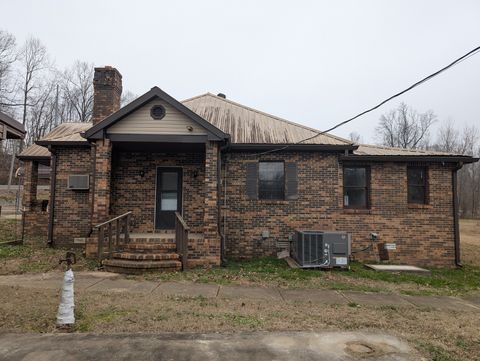 2856 Highway 76 Adams TN 37010