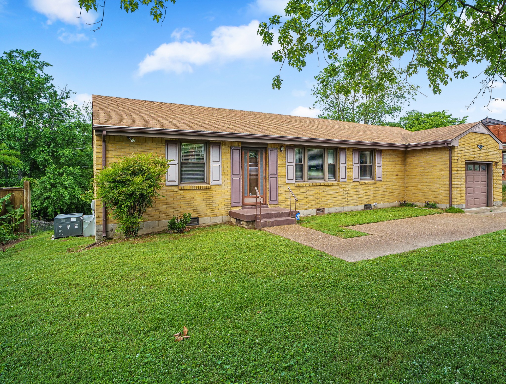 386 Brewer Dr