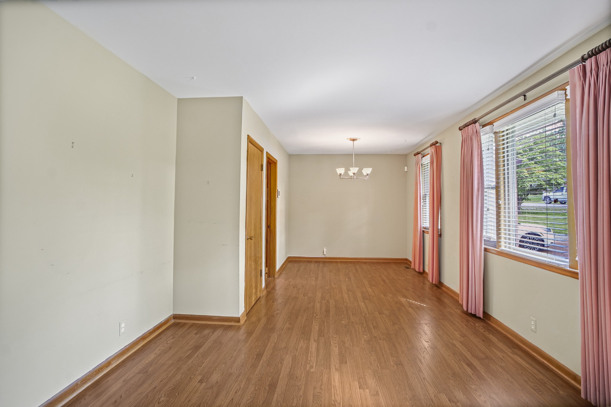 386 Brewer Dr