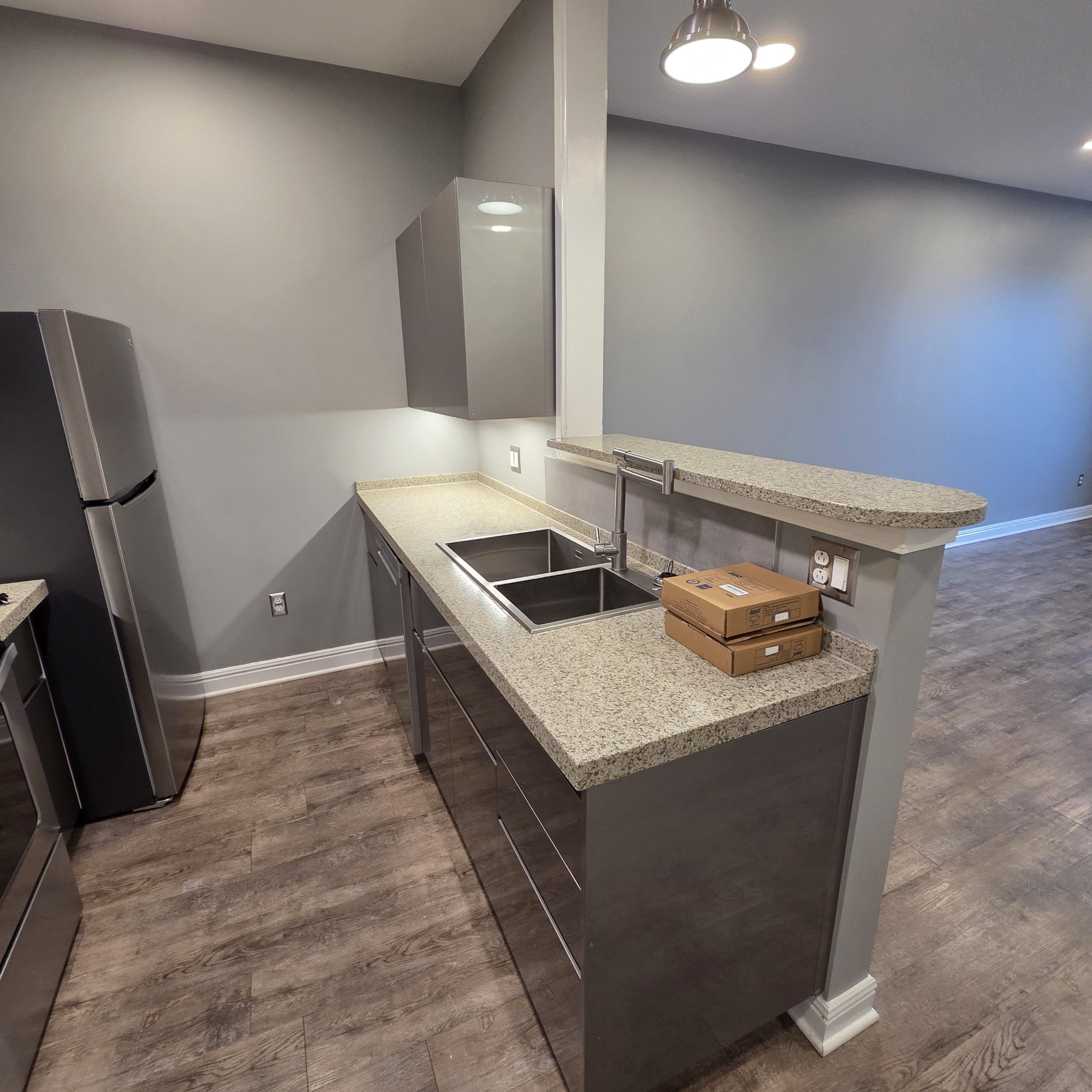 2909 Old Fort Pkwy 1