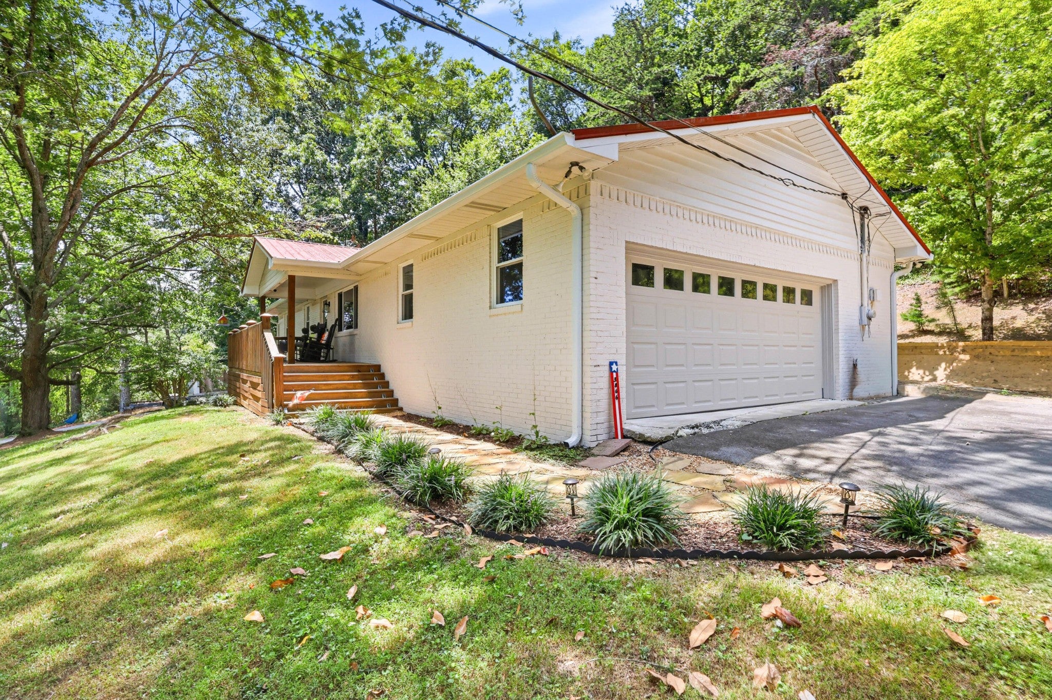 3866 Blue Springs Road SE