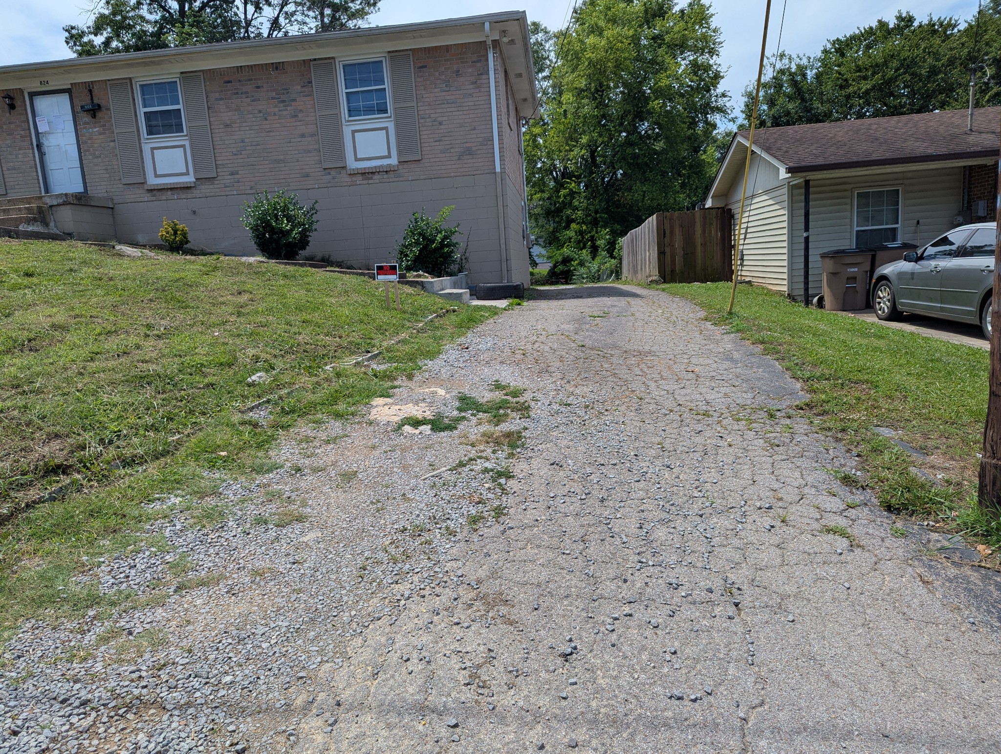 824 Oakwood Terrace Dr