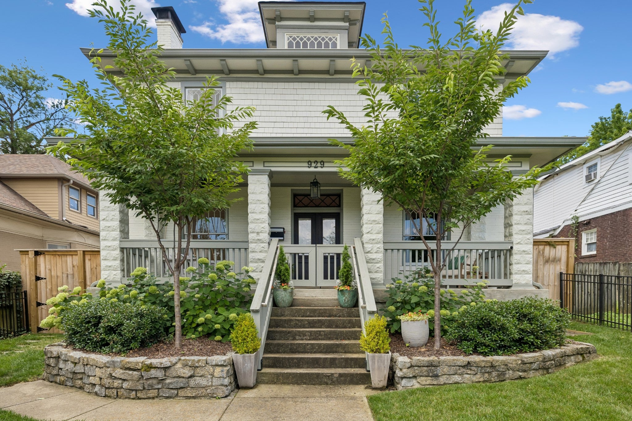 5-bed listing at 929 Acklen Ave, Nashville