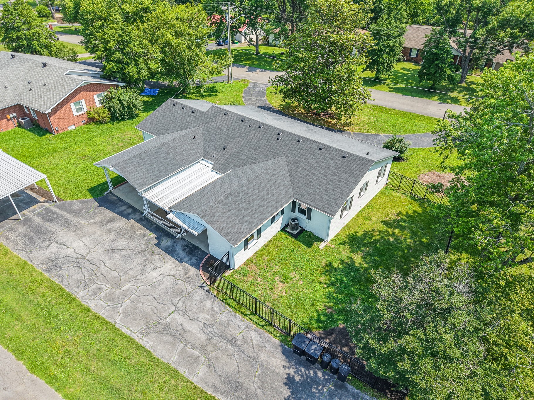 1126 Toddington Dr