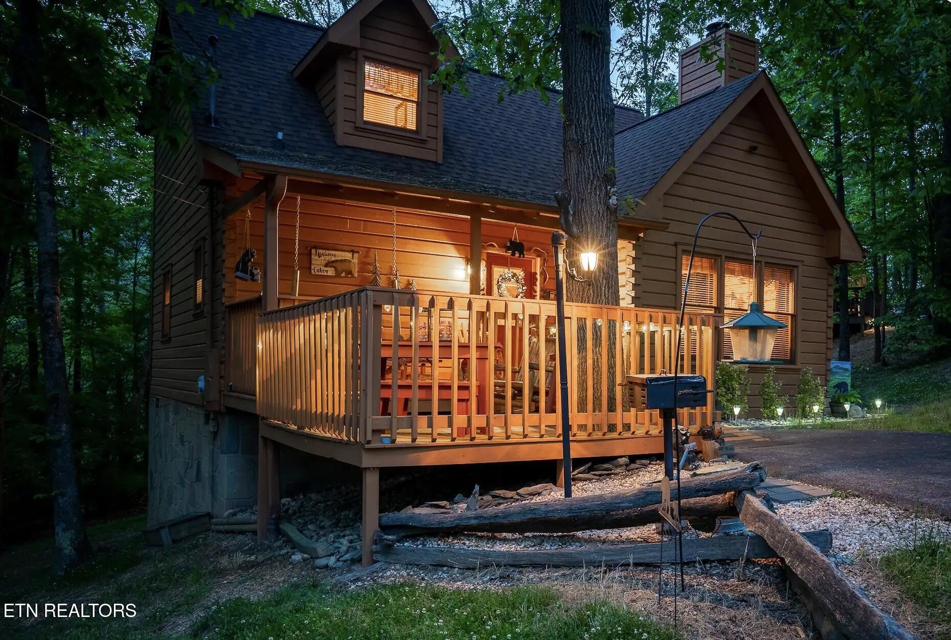 3513 Country Pines Way