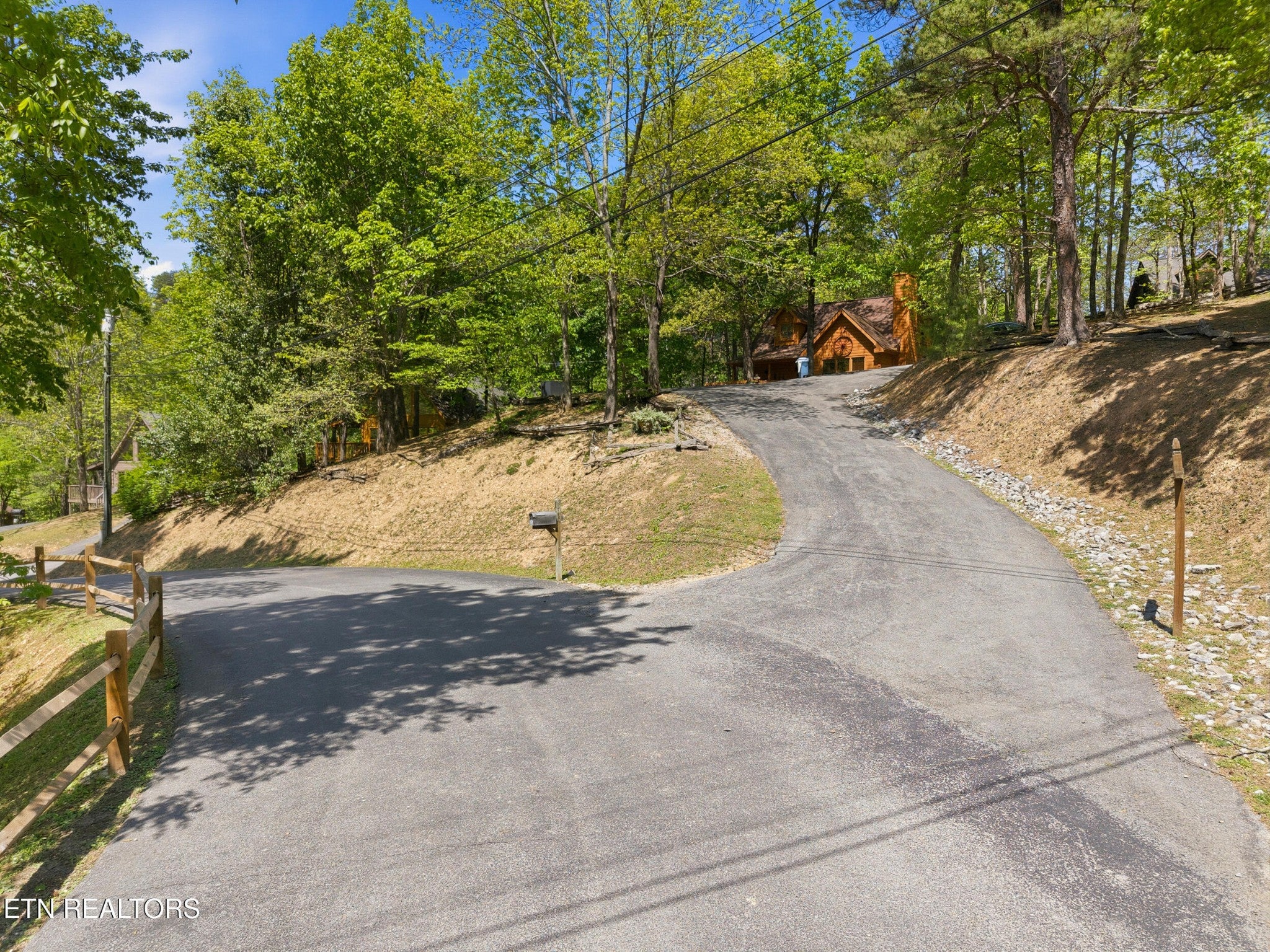 3513 Country Pines Way