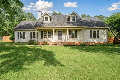 1643 Windy Meadow Dr Christiana TN 37037
