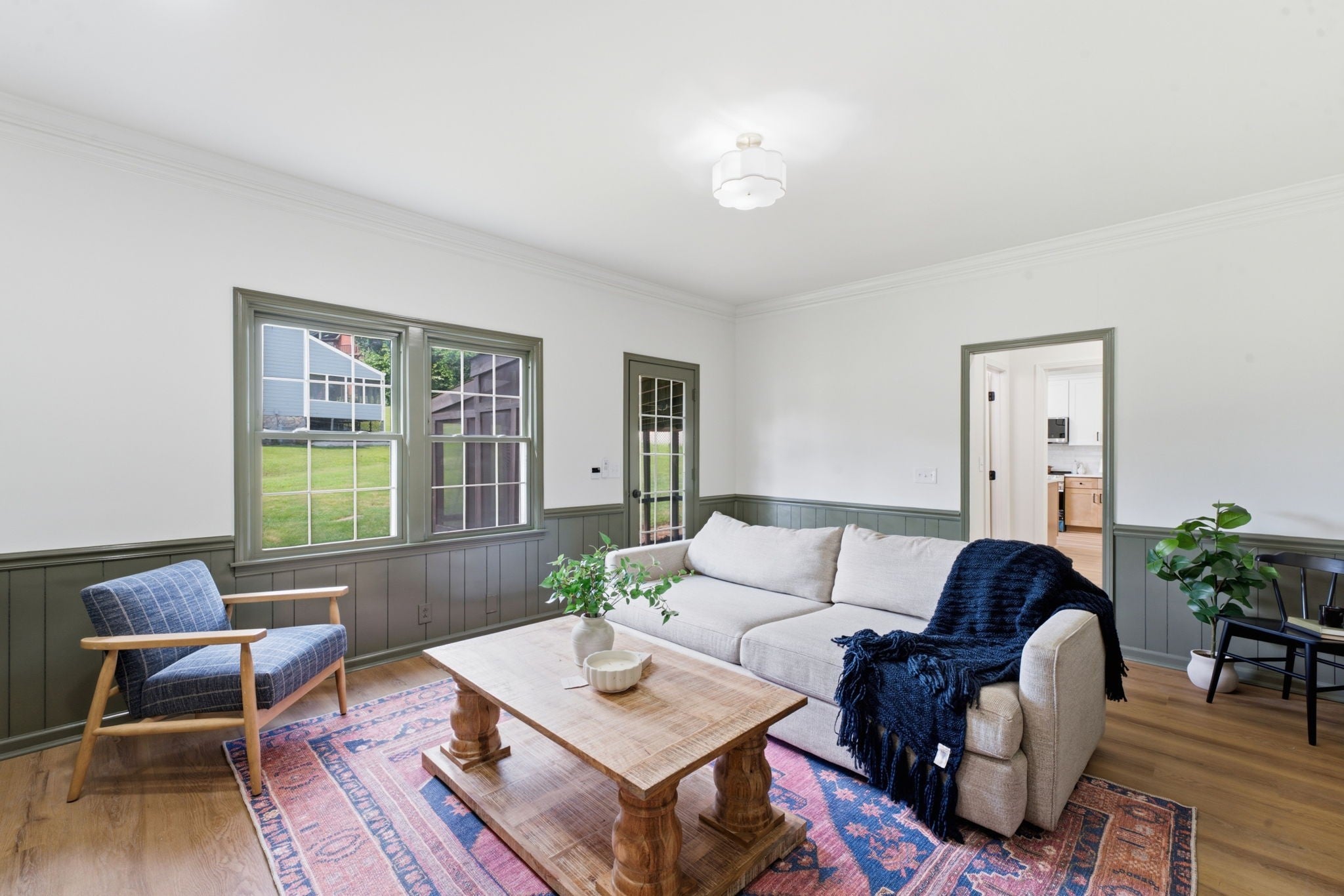 2601 Somerset Dr
