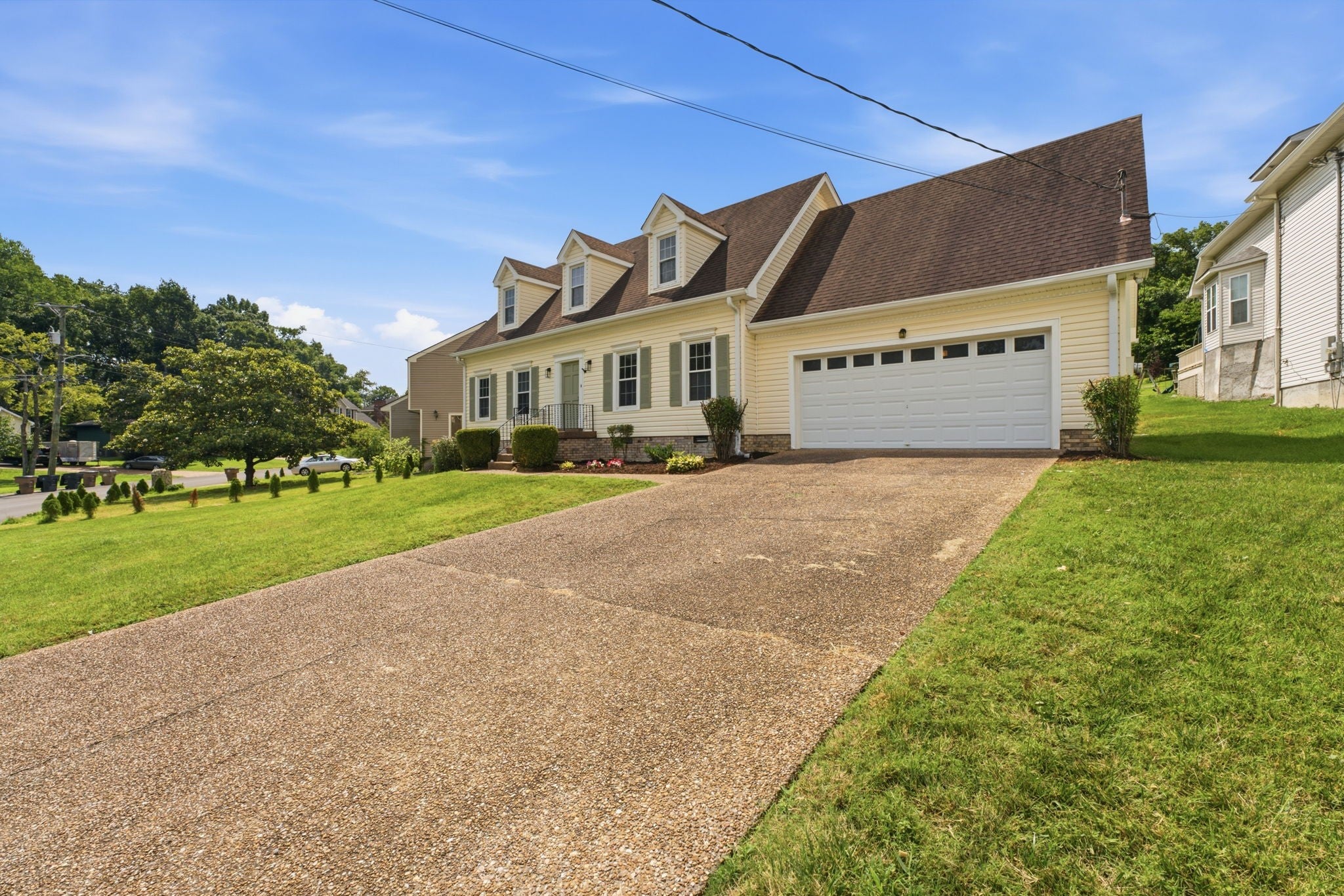 2601 Somerset Dr