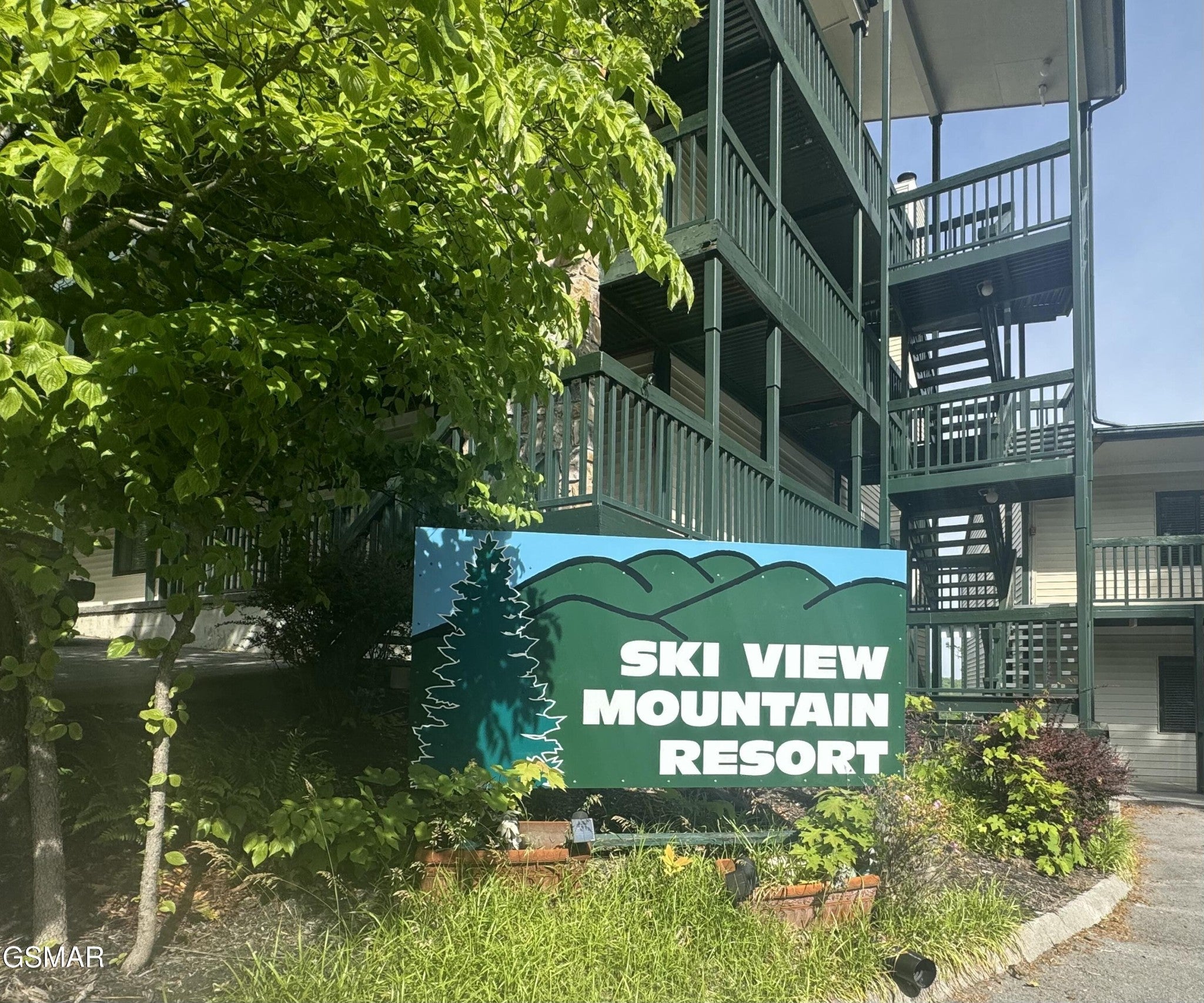 1102 Ski View Drive 306