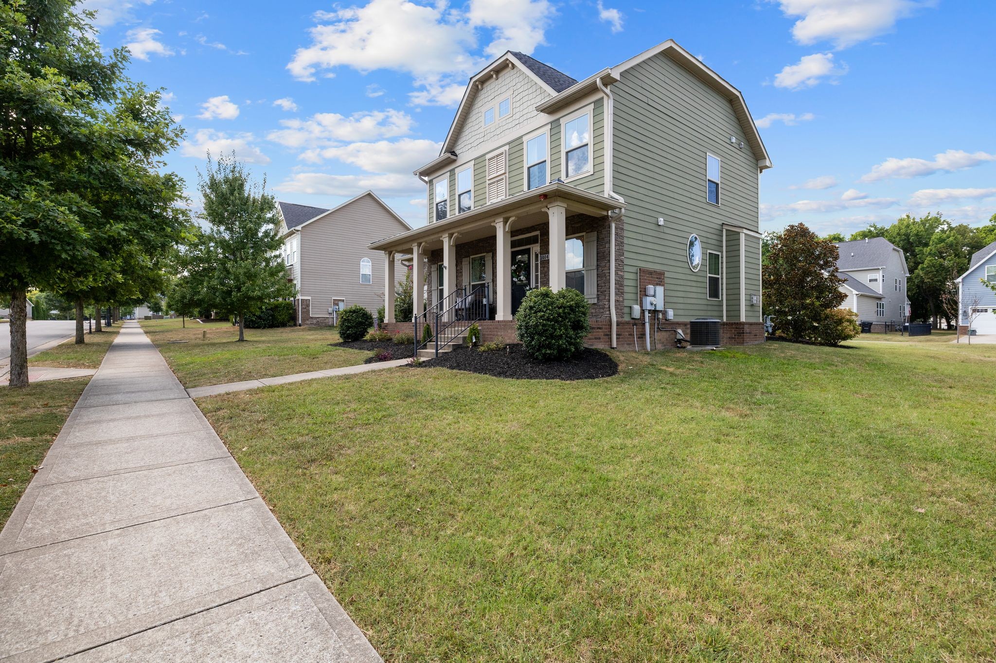 1014 Shallow Stream Ln