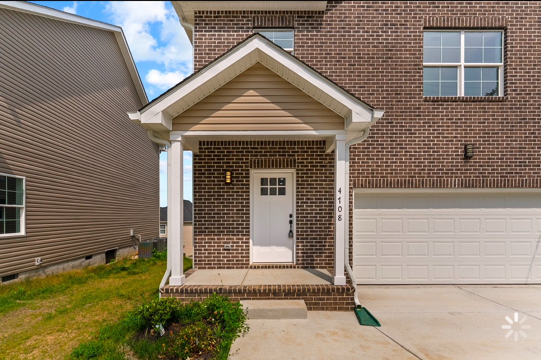 4708 Long Br