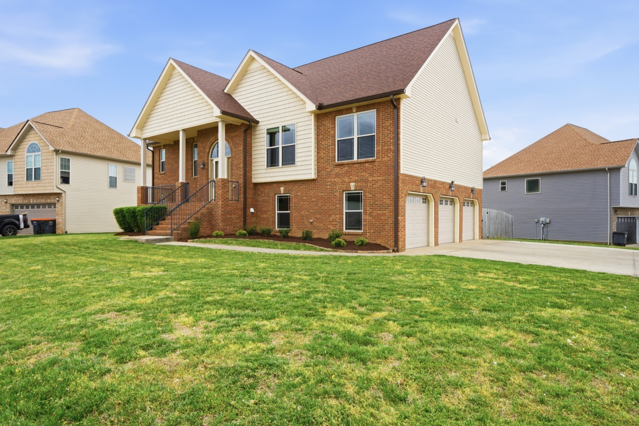 1700 Winterhaven Ct