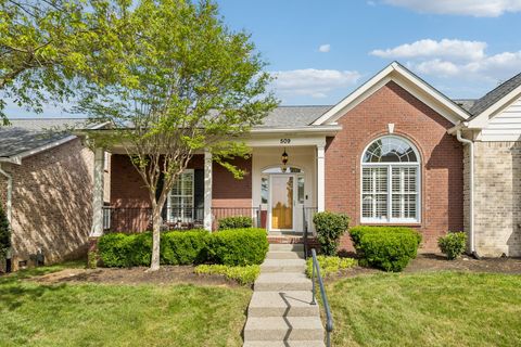 Photo of 509 Glen Echo Pl, Nashville, TN 37215 (MLS # 3171609)
