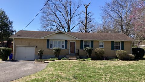 203 Bonnabrook Dr Hermitage TN 37076