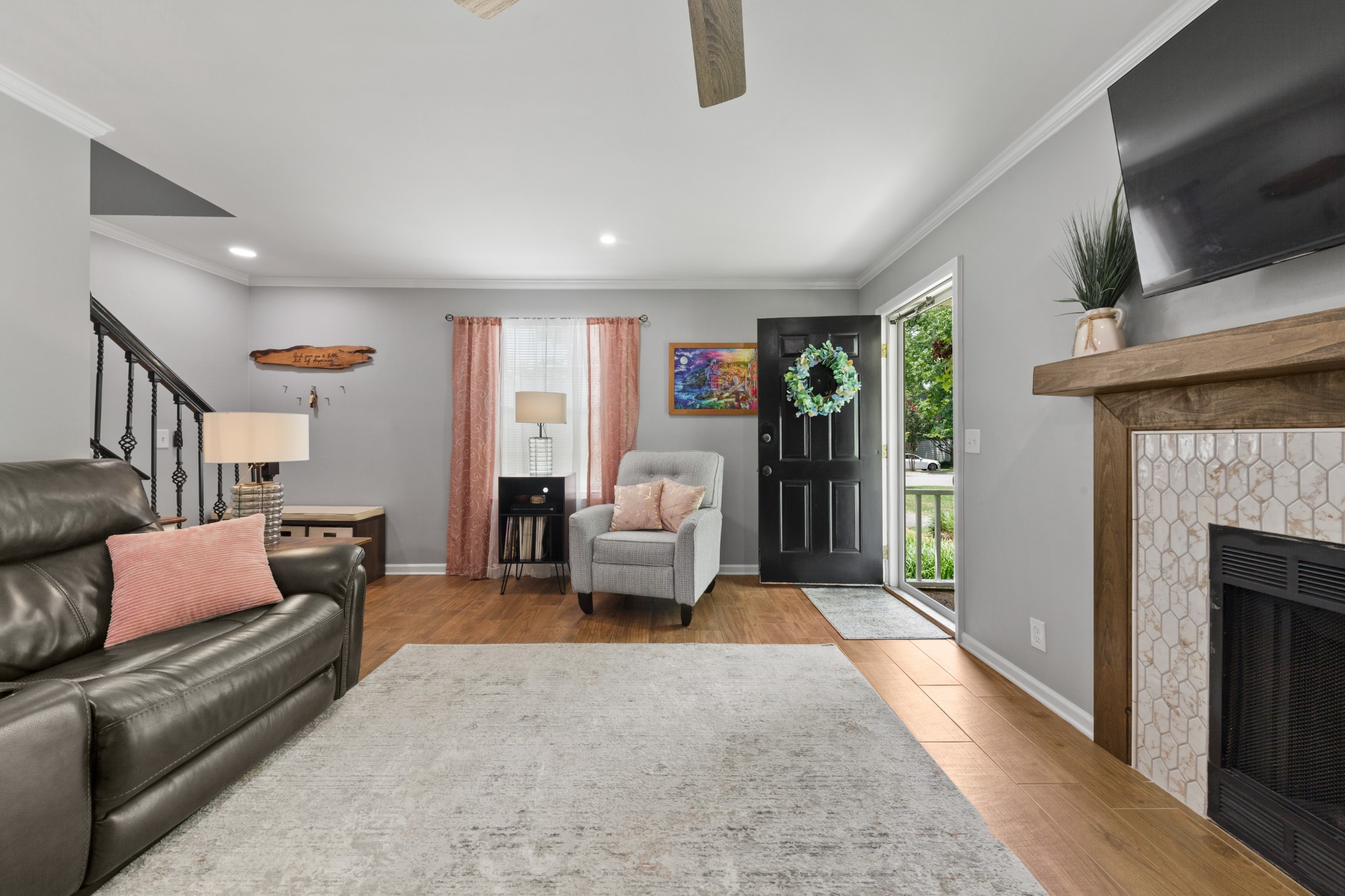 1244 Carriage Park Dr