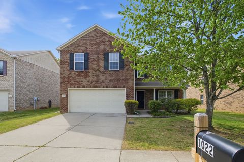 1022 Harmony Ln Hendersonville TN 37075