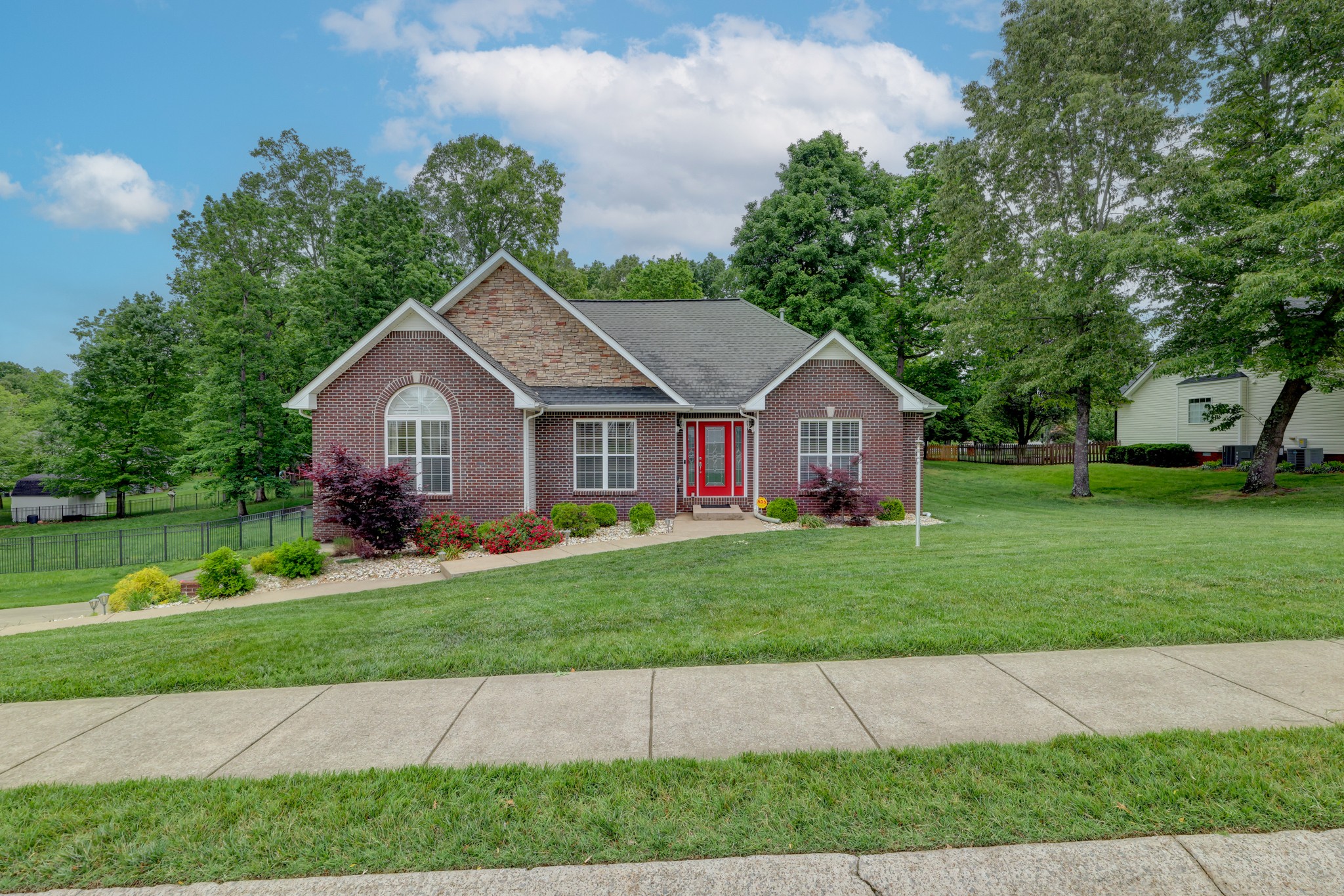4445 Taylor Hall Ln