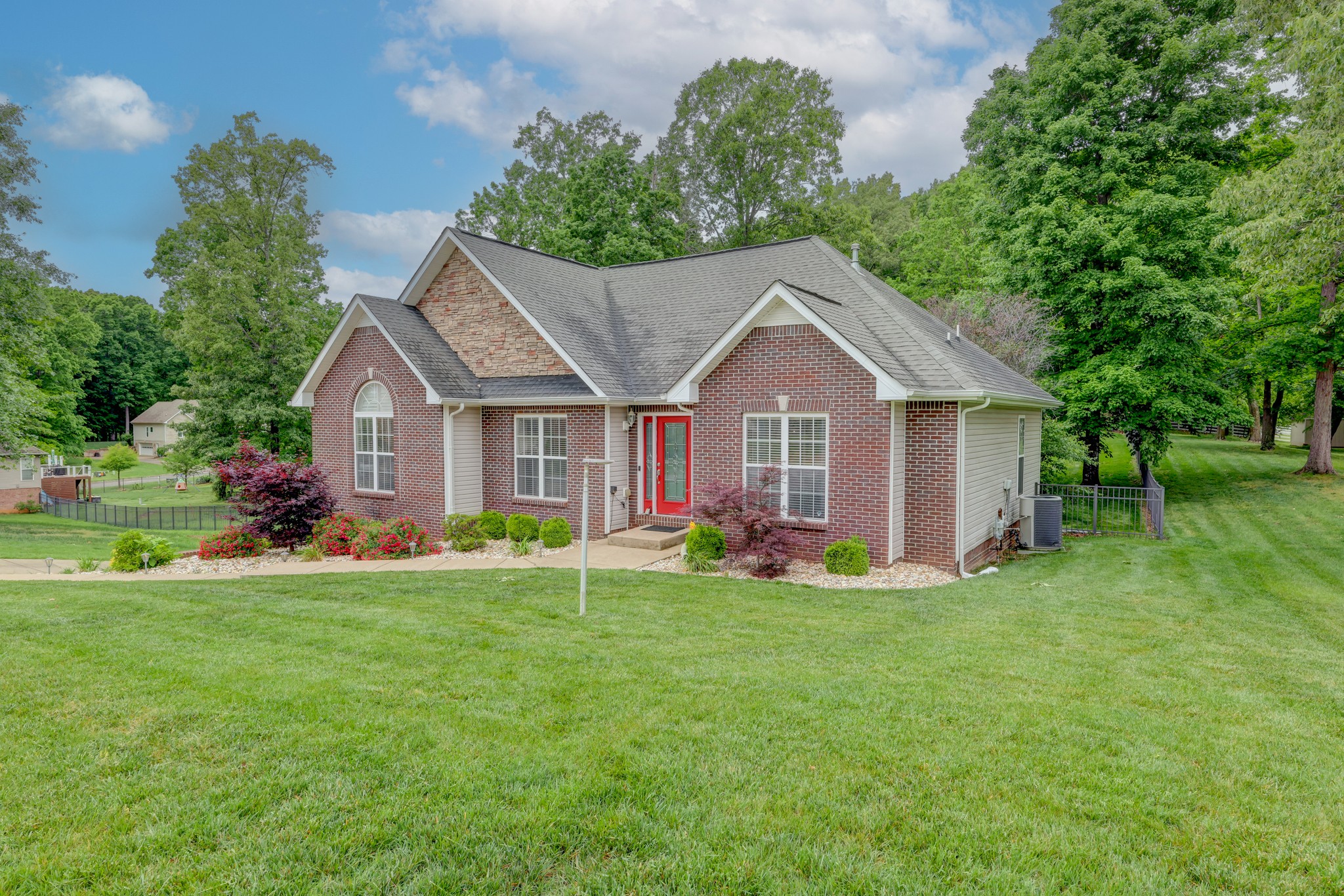 4445 Taylor Hall Ln