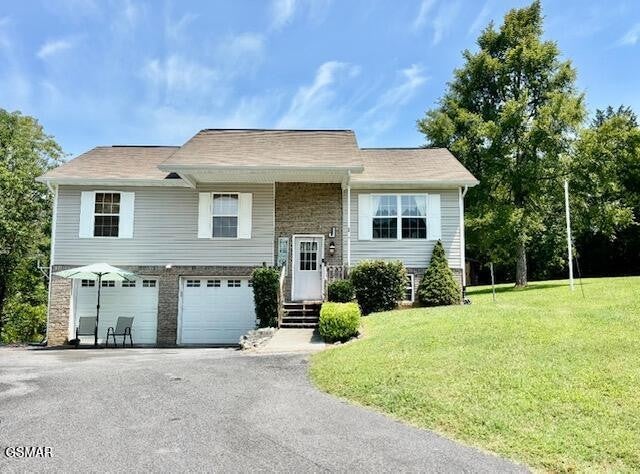 2535 Grotto Lane