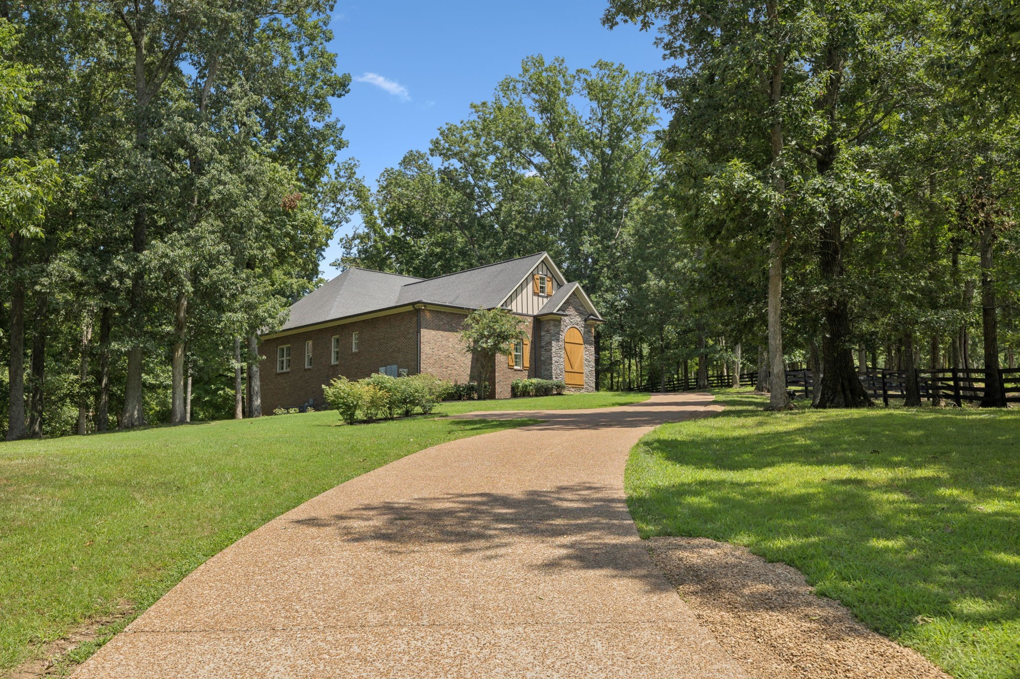 1211 Bell Pond Ln