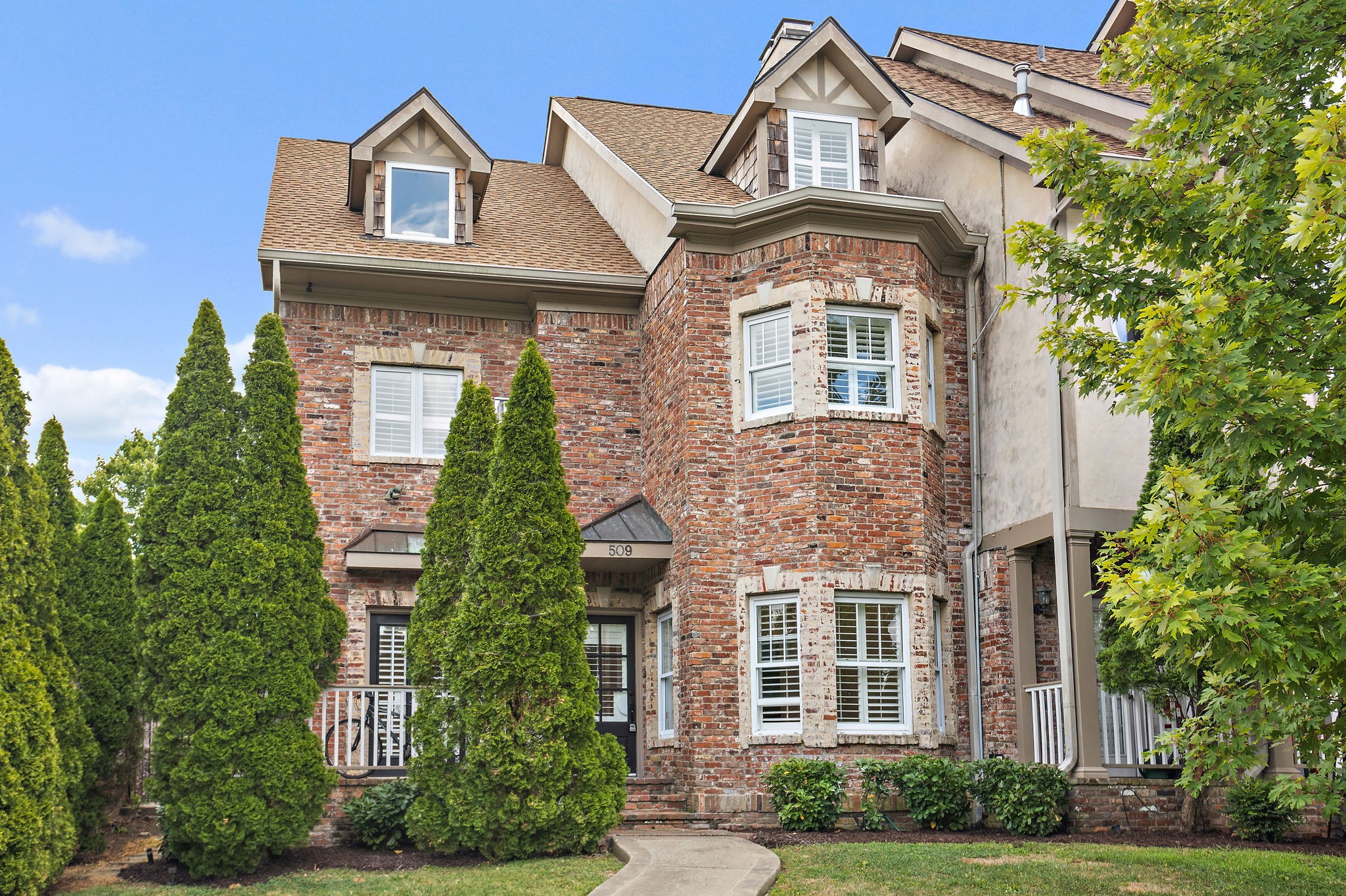 509 Acklen Park Dr