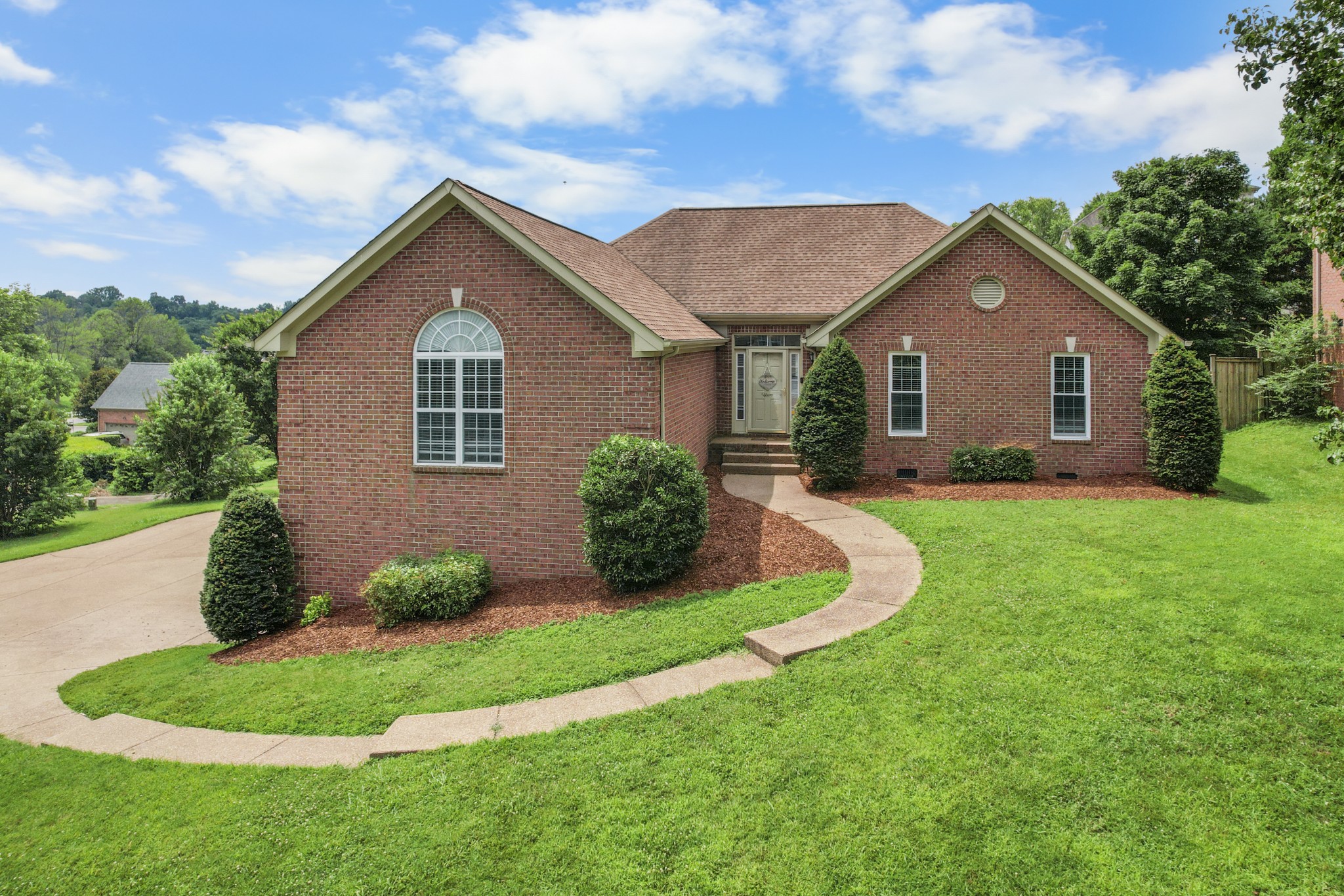103 Fieldcrest Dr
