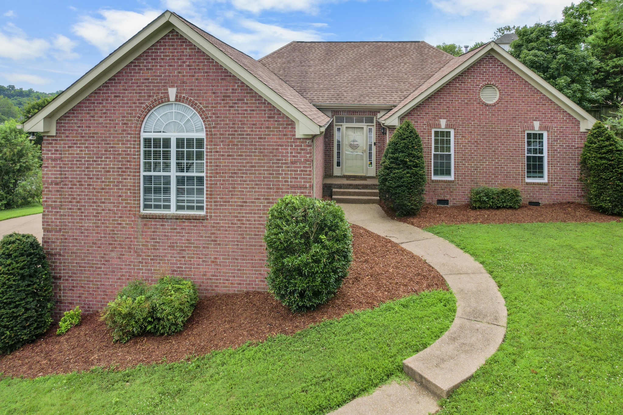 103 Fieldcrest Dr