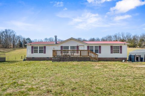1945 E Haleys Creek Rd, Centerville, TN 37033 - MLS#: 2799329