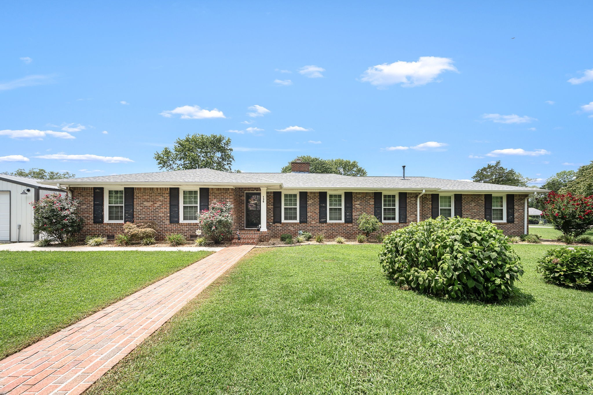 136 Houghton Dr