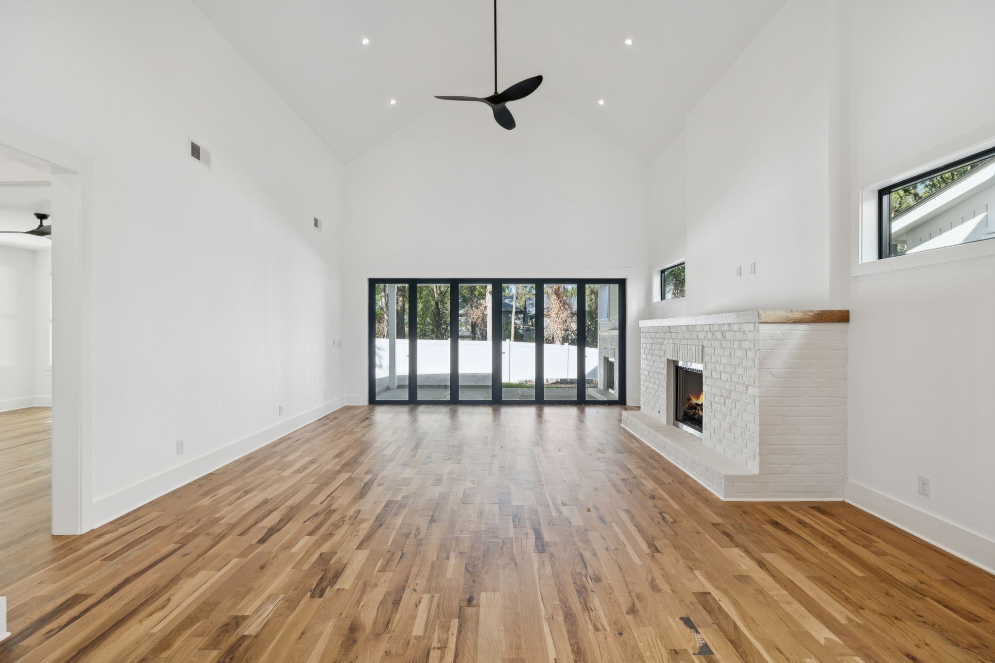 1518 Grandview Dr