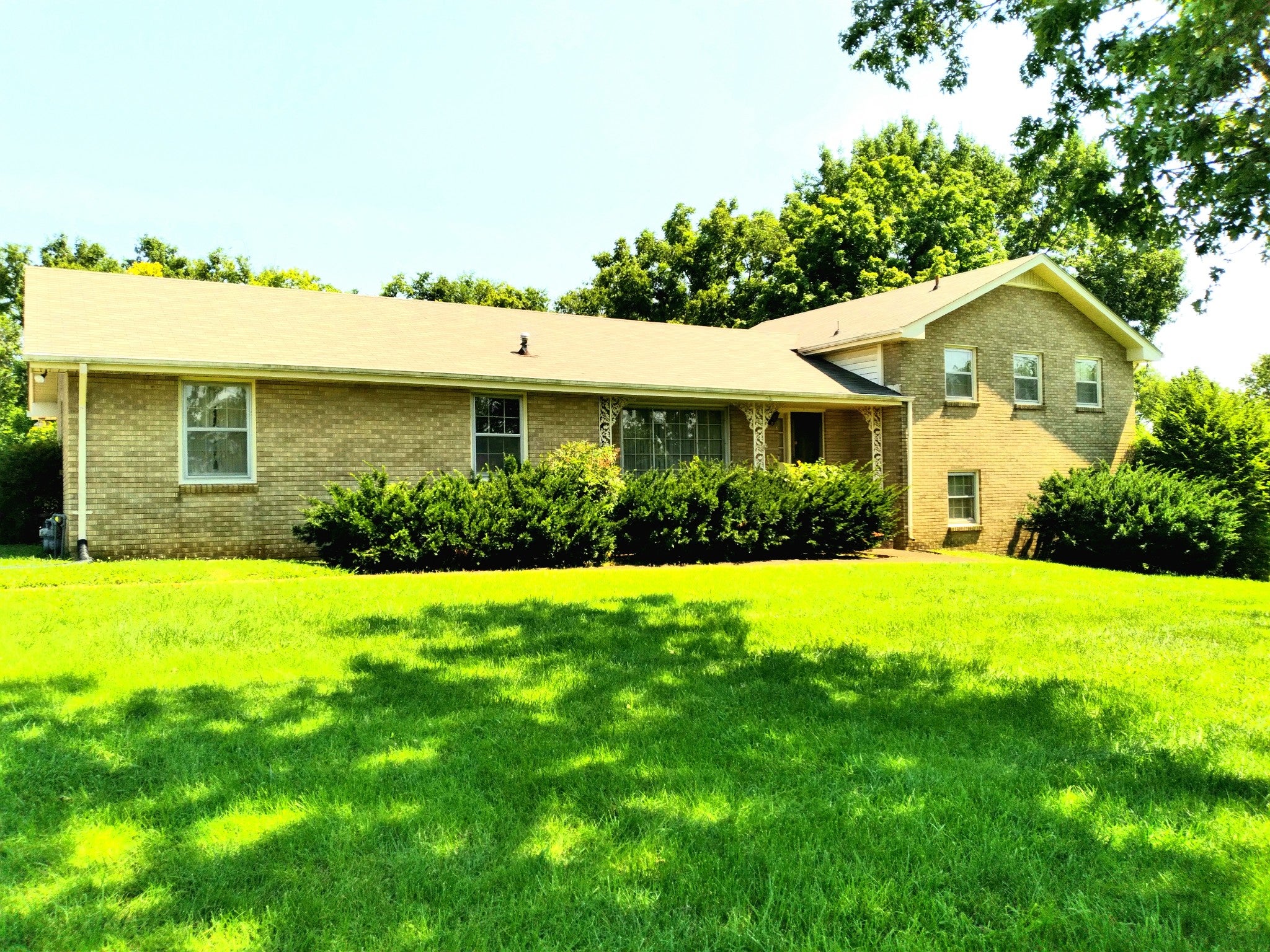 4-bed home at 304 Loretta Dr, Goodlettsville, sold September 4, 2026