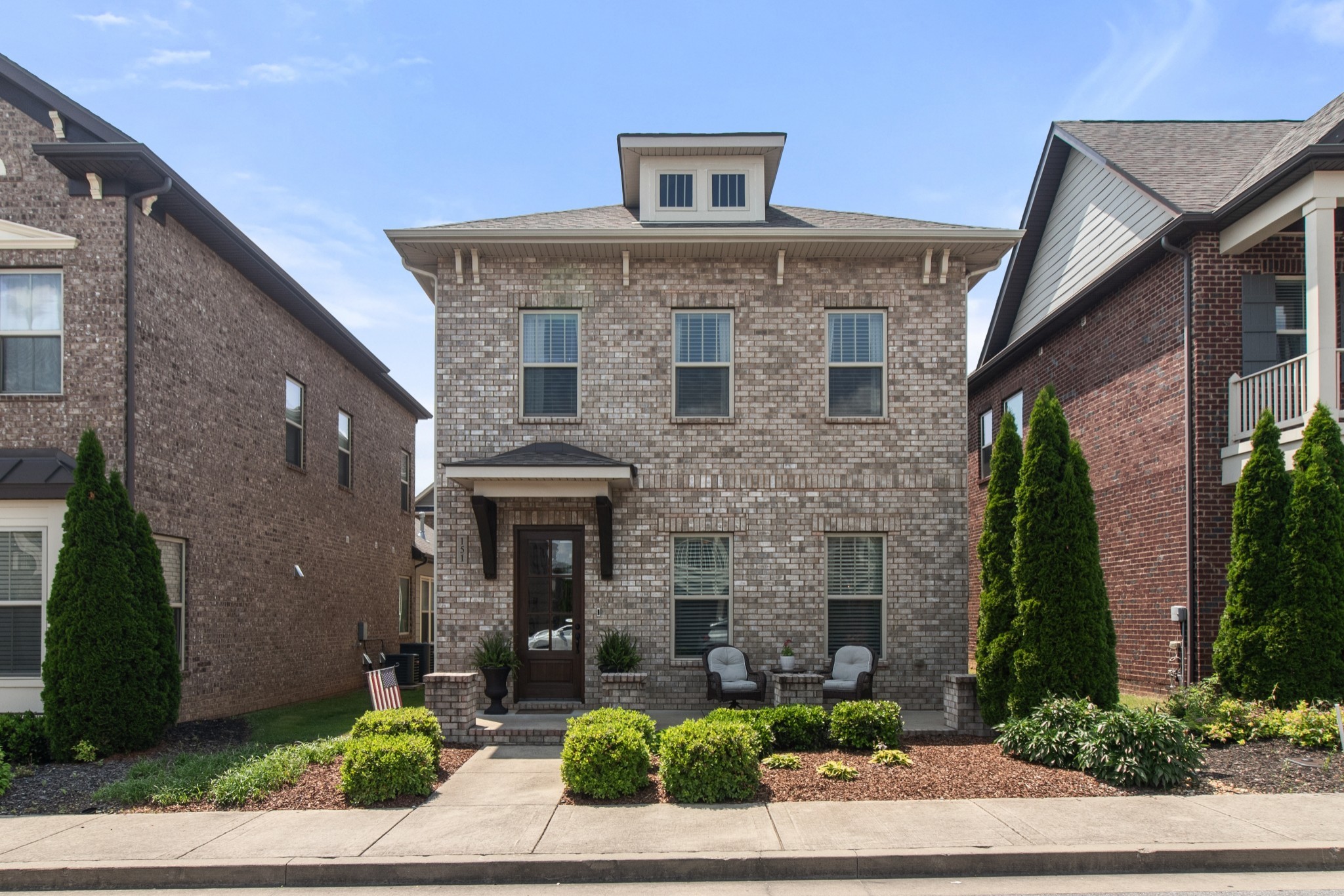 151 Benjamin Ln