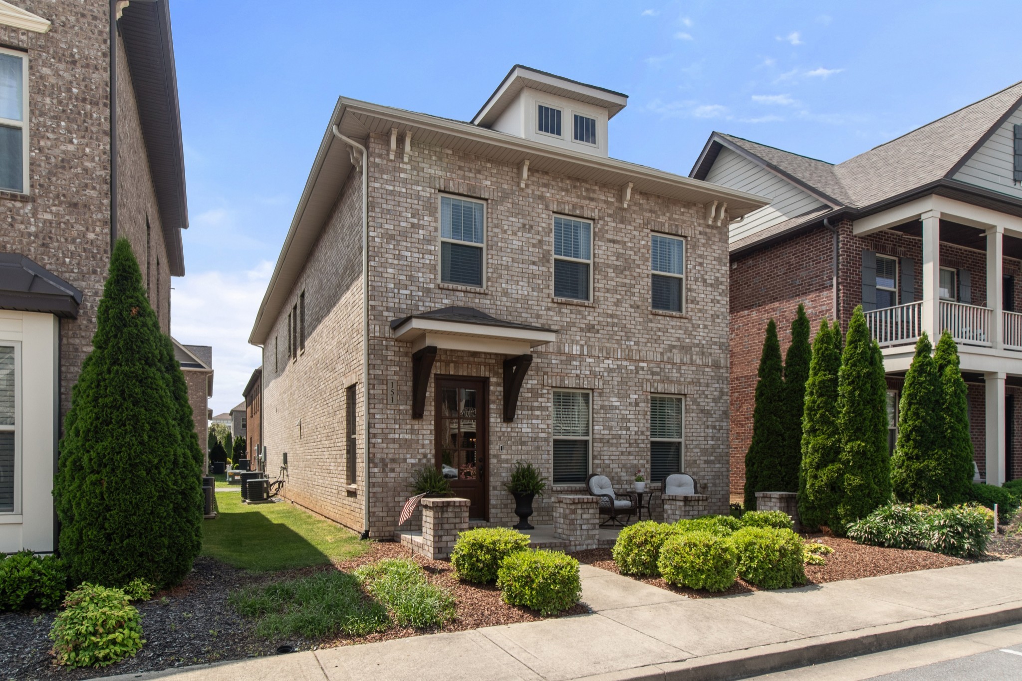 151 Benjamin Ln