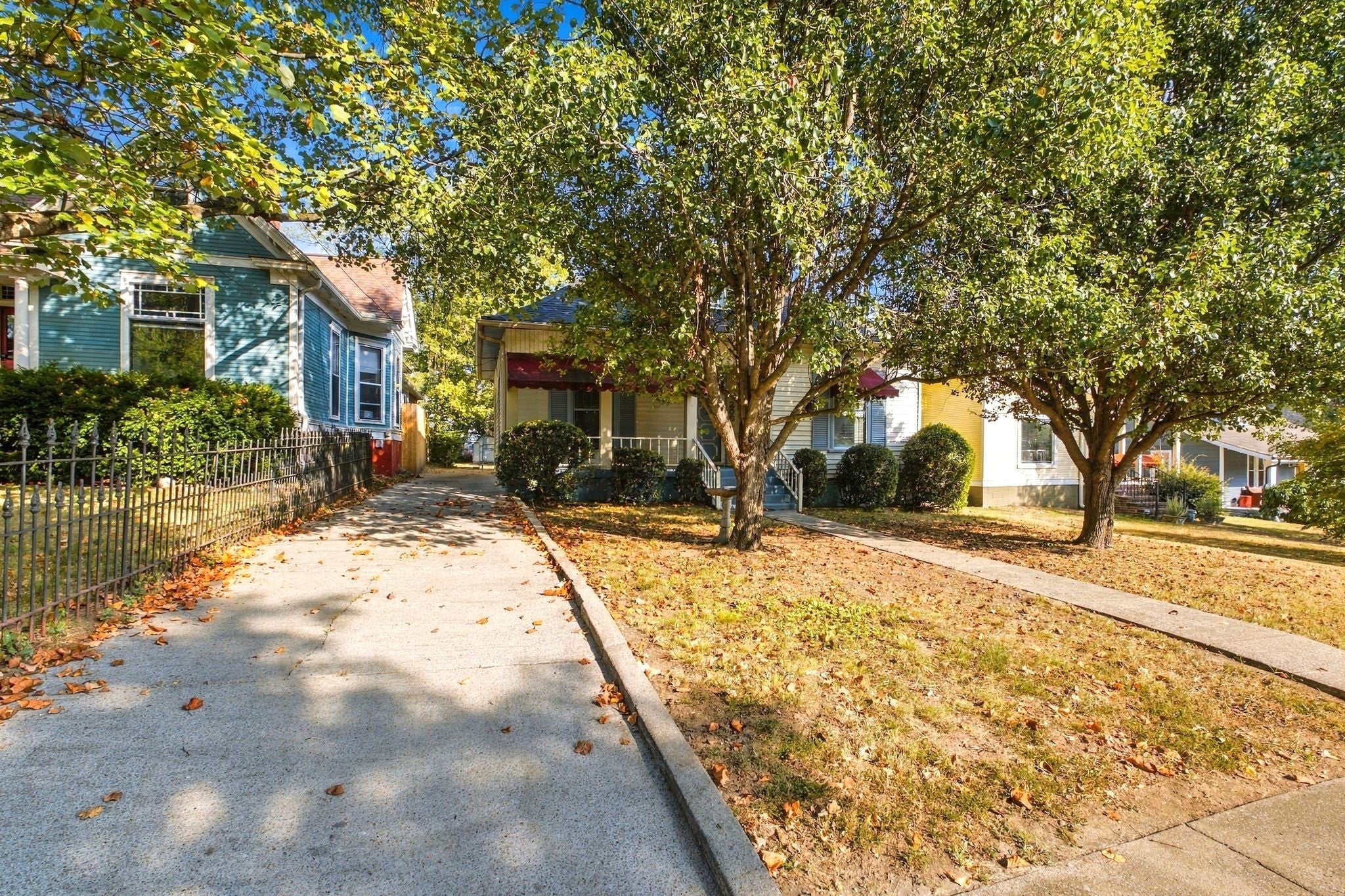 206 Manchester Ave