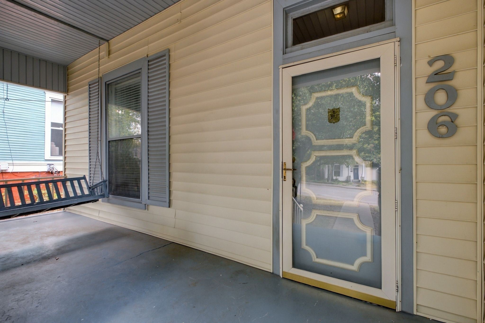 206 Manchester Ave