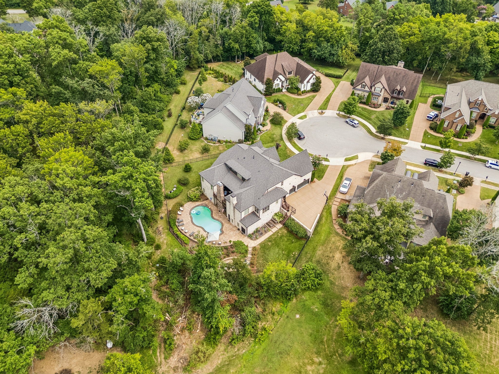 7-bed home for sale in Franklin, TN 37069, 2231 Dunblane Ln 2231 Dunblane Ln, Franklin TN 37069 7-bed home, photo 1 of 60