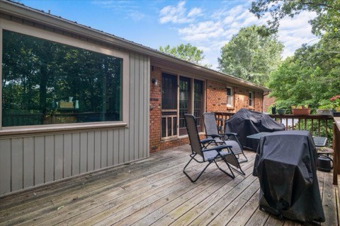 101 Cedar Hill Dr