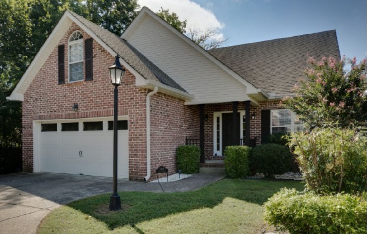 1403 Cree Ct