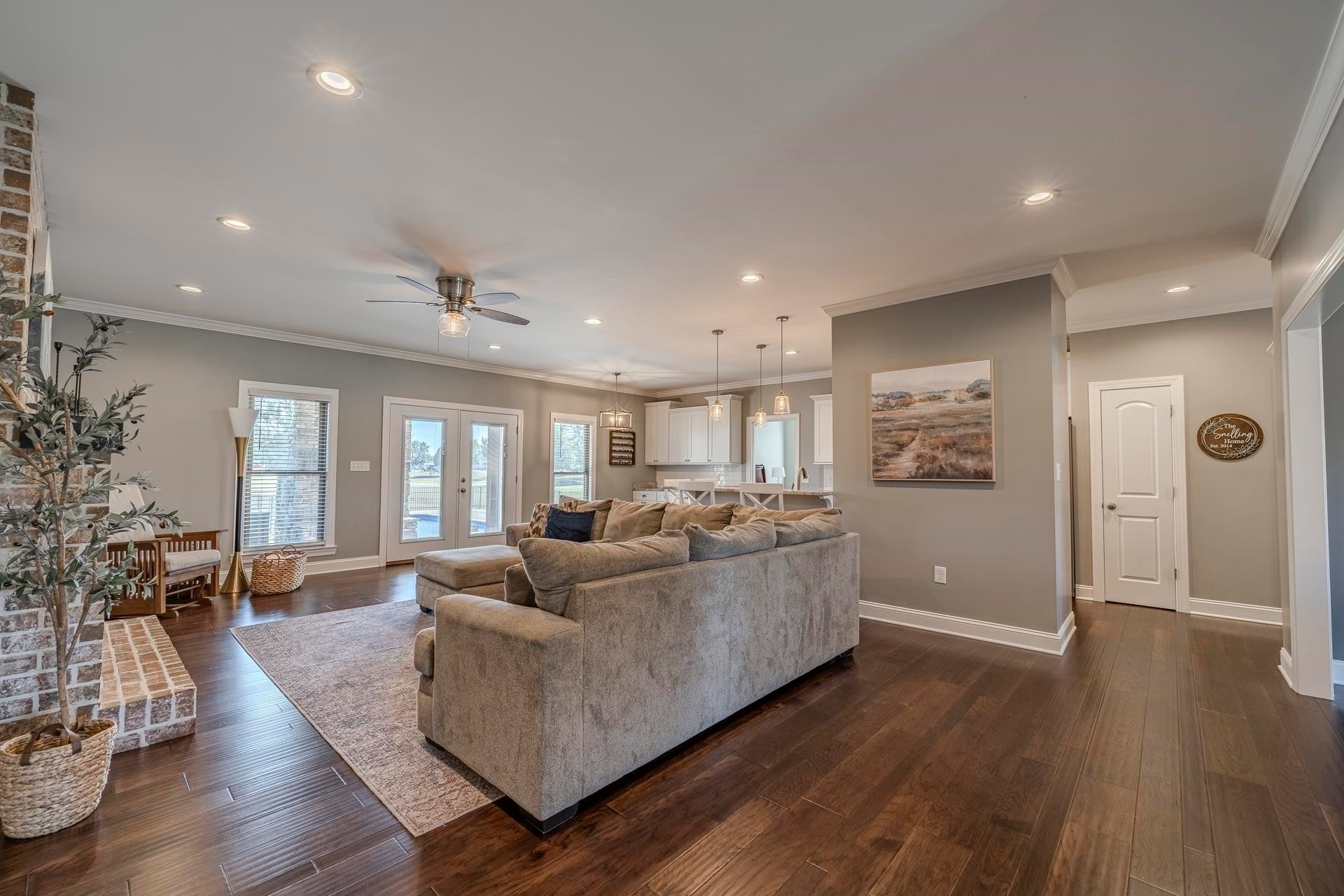 205 TWIN FORK LN