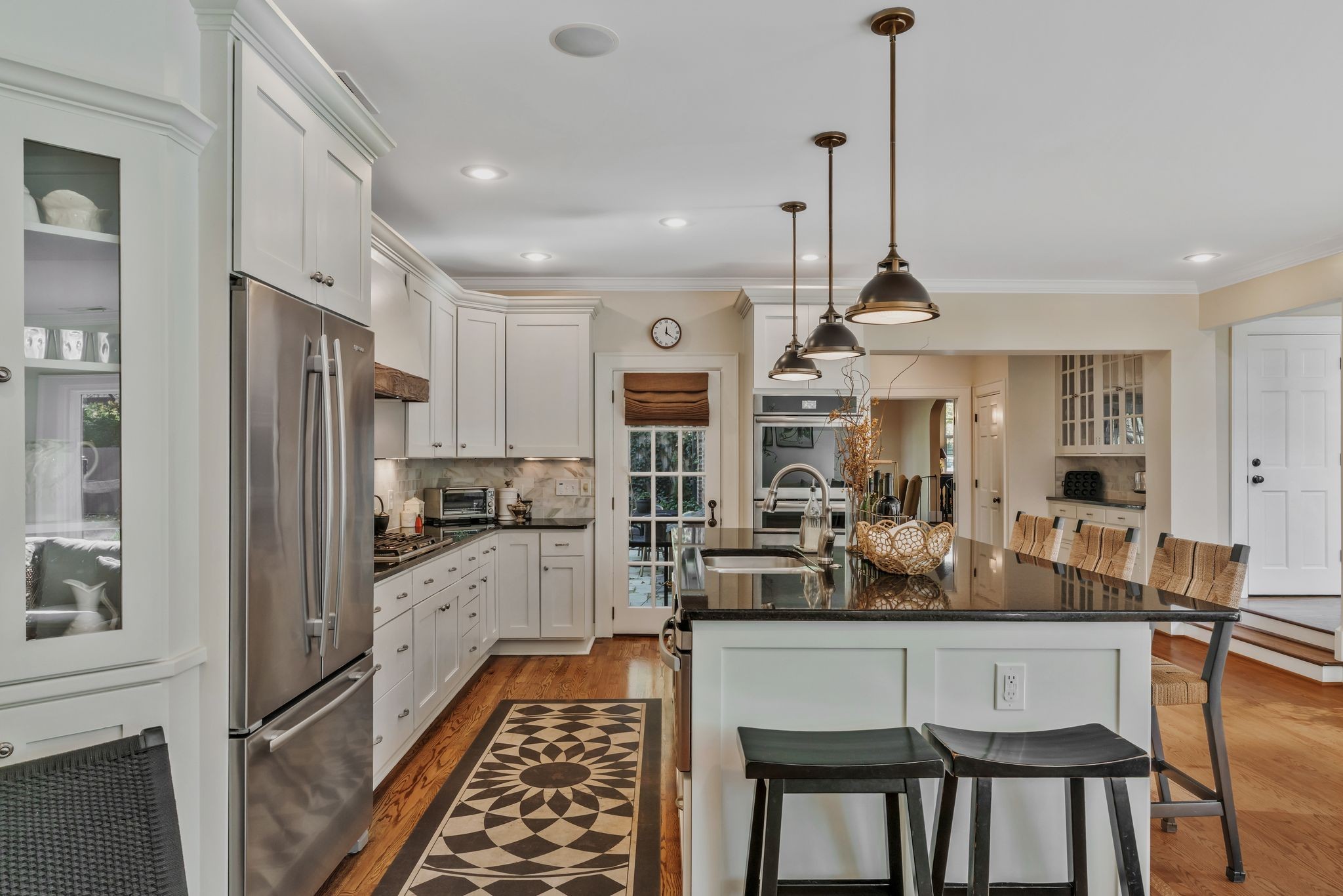 Nashville, Tennessee, 37215, United States, 4 Bedrooms Bedrooms, ,5 BathroomsBathrooms,Residential,Active,2052091