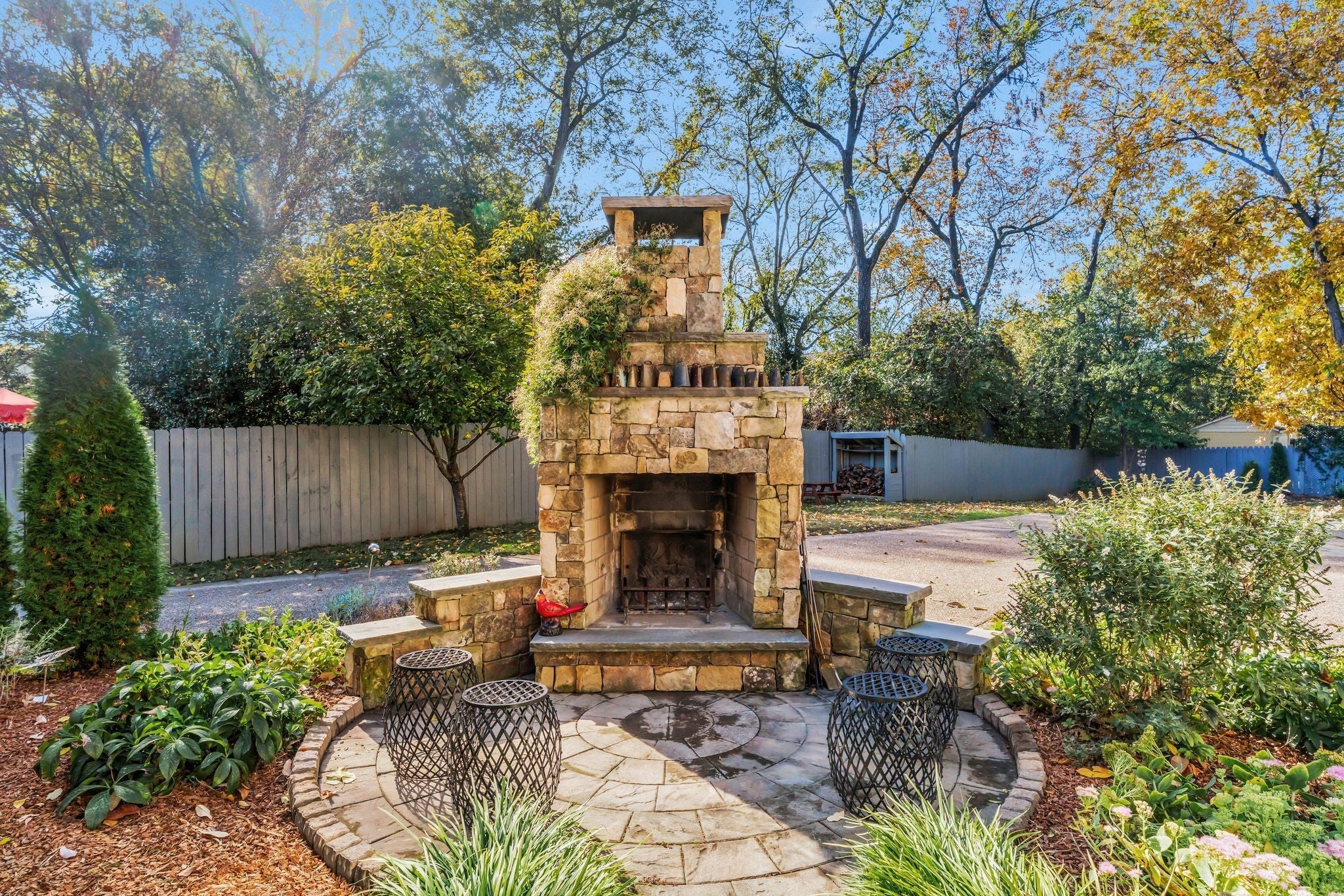 Nashville, Tennessee, 37215, United States, 4 Bedrooms Bedrooms, ,5 BathroomsBathrooms,Residential,Active,2052091