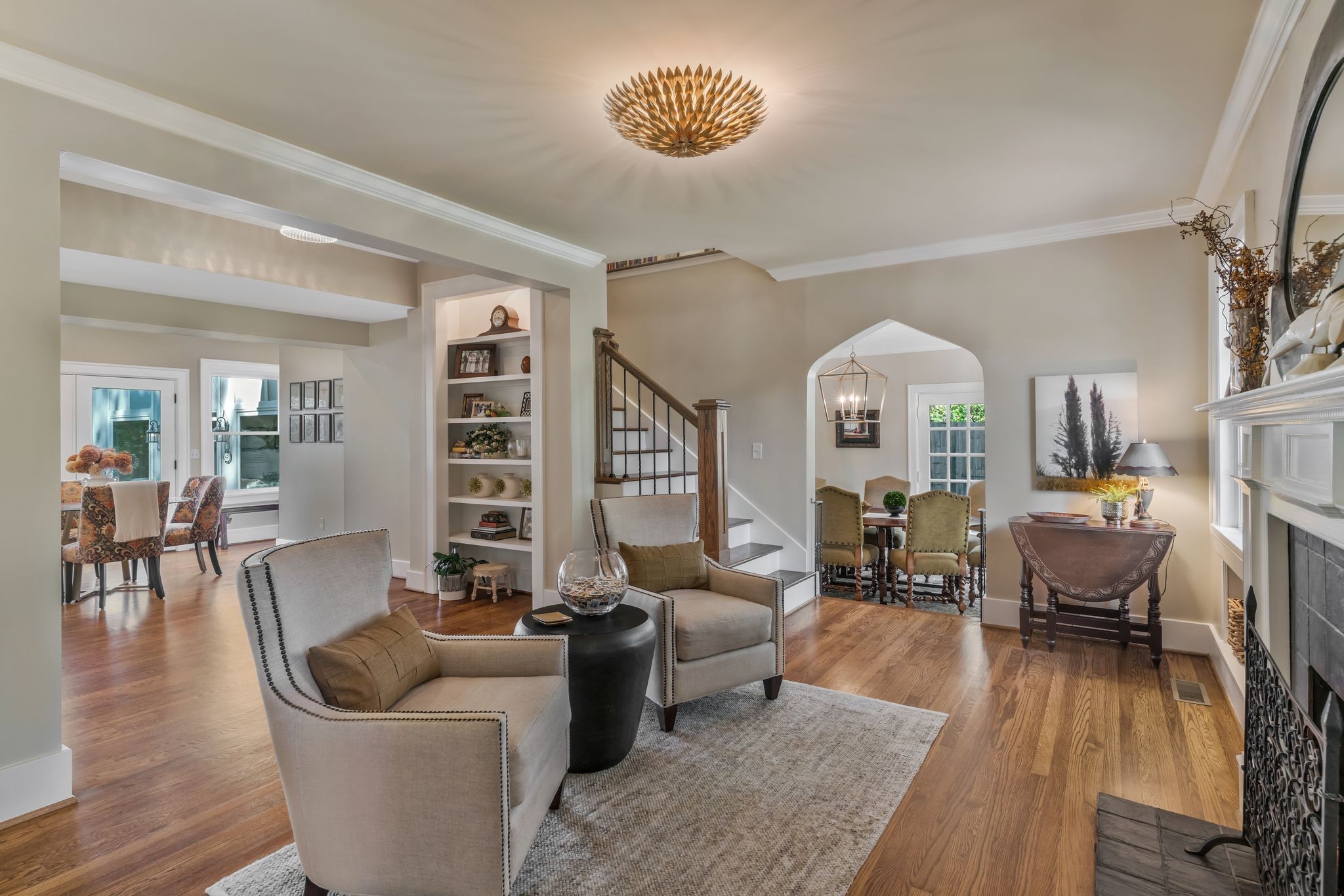 Nashville, Tennessee, 37215, United States, 4 Bedrooms Bedrooms, ,5 BathroomsBathrooms,Residential,Active,2052091