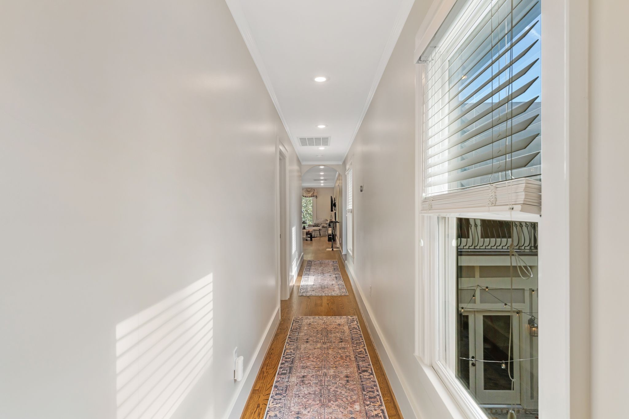 Nashville, Tennessee, 37215, United States, 4 Bedrooms Bedrooms, ,5 BathroomsBathrooms,Residential,Active,2052091