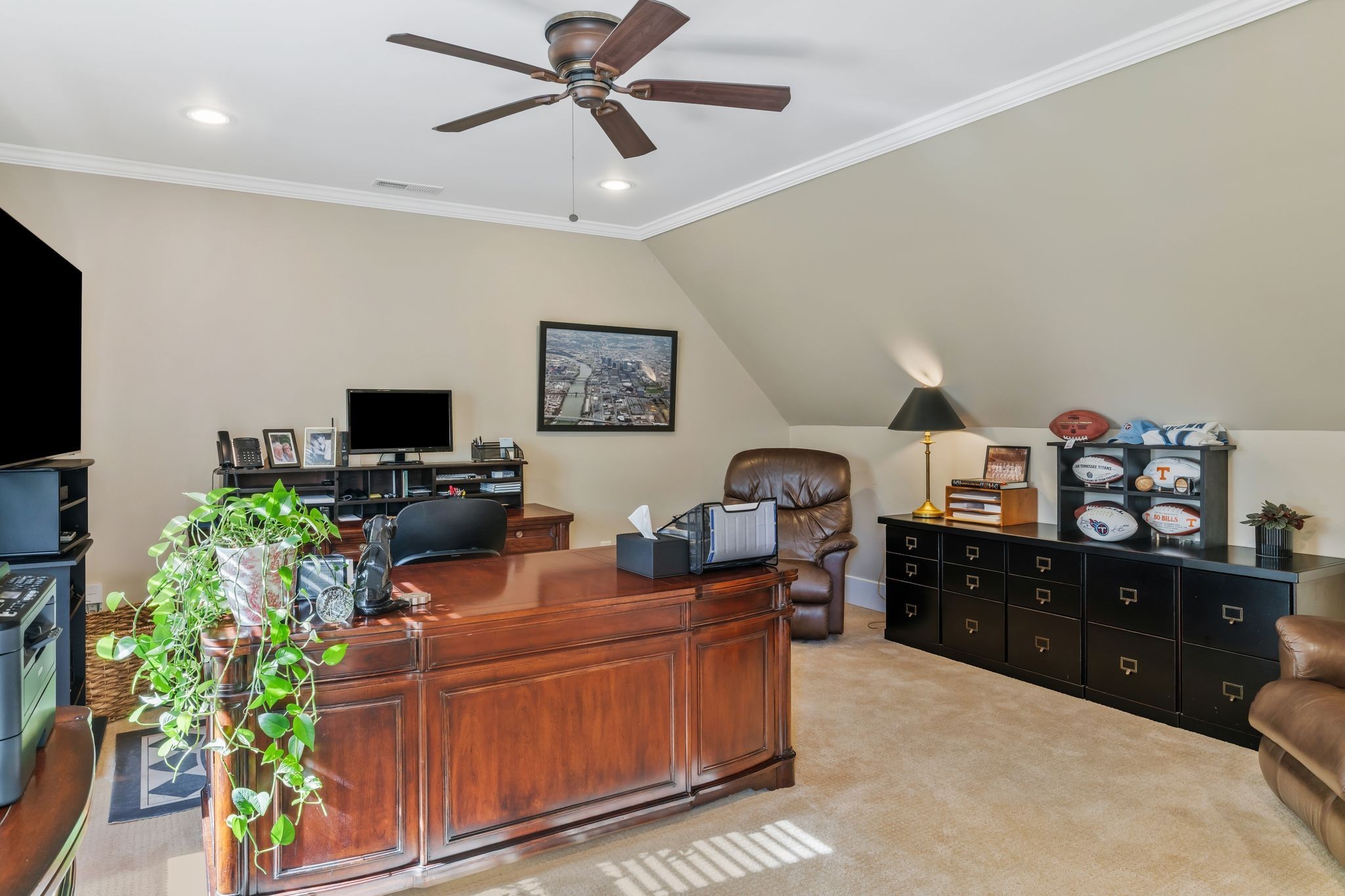 Nashville, Tennessee, 37215, United States, 4 Bedrooms Bedrooms, ,5 BathroomsBathrooms,Residential,Active,2052091