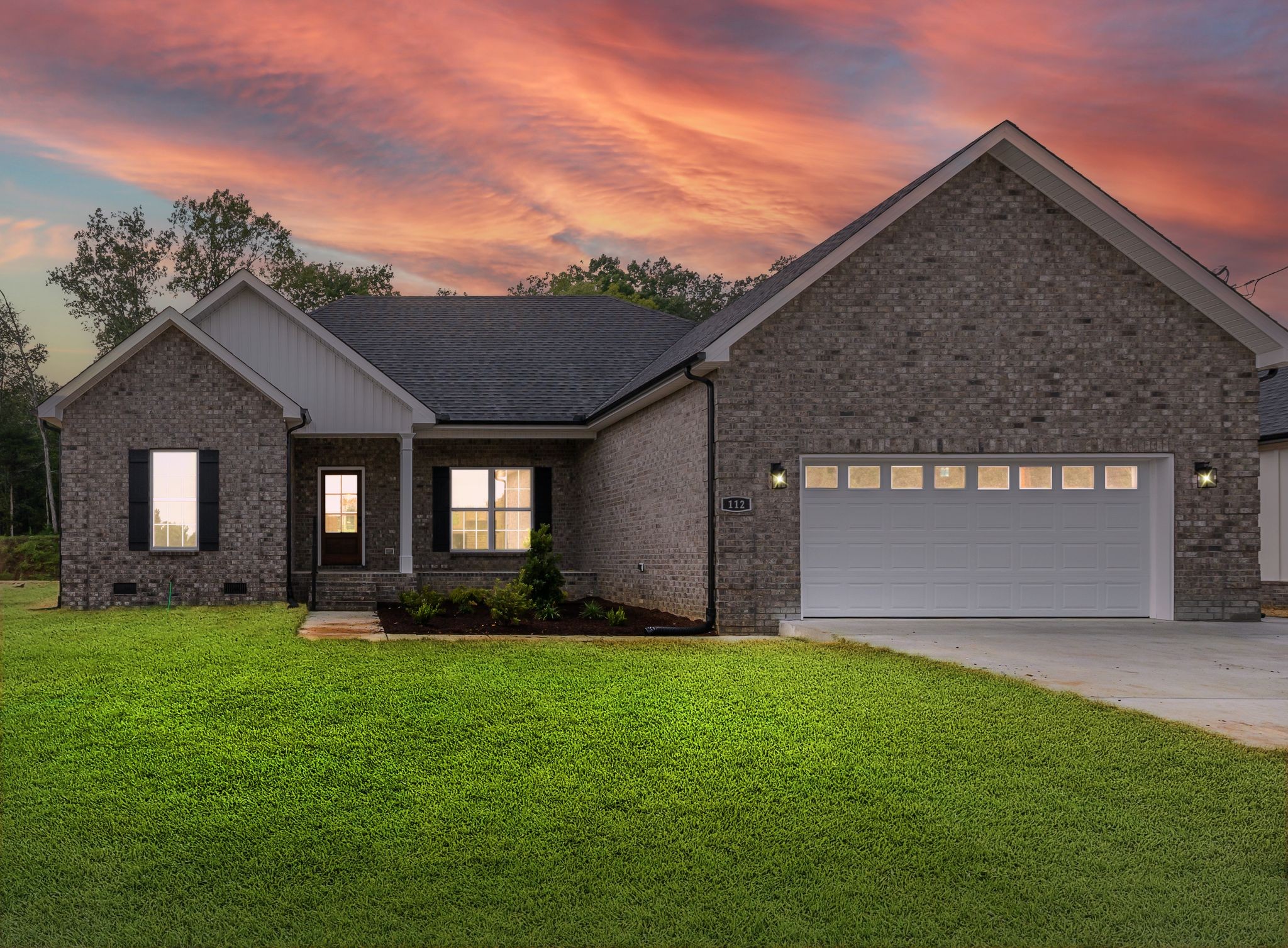 112 Stonebrook Dr