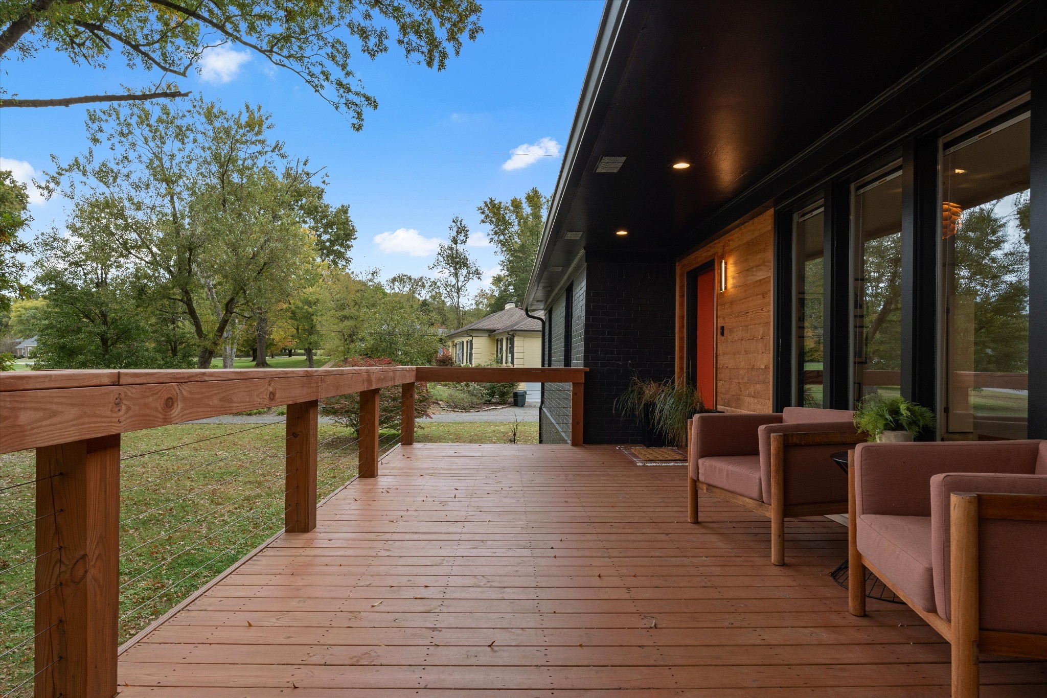 1900 Rosewood Valley Dr