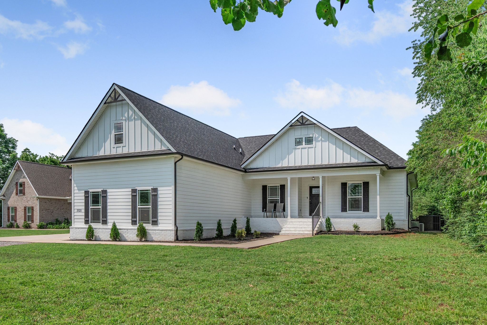 3321 E Main St